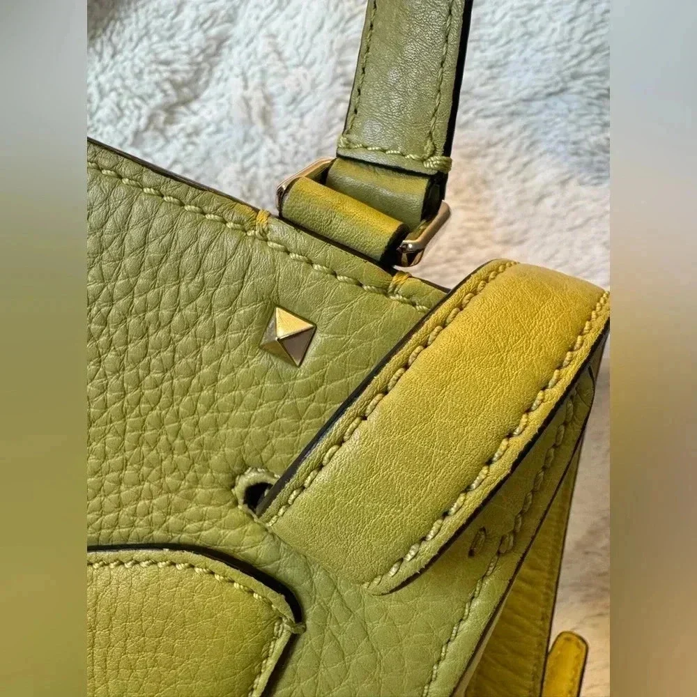 Valentino Garavani Rockstud Chartreuse Pebbled Leather Satchel Bag – EUC
